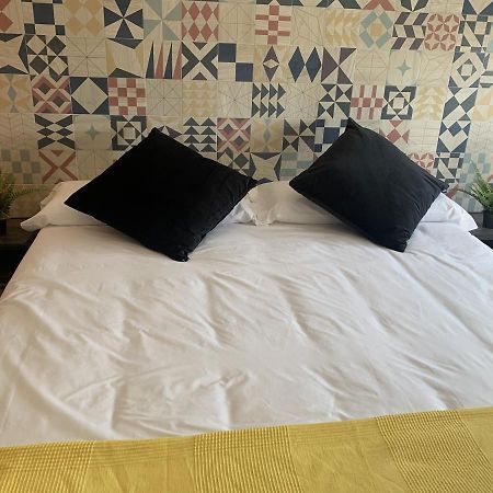 Hotel Riojano อูมาเนส เด มาดริด ภายนอก รูปภาพ