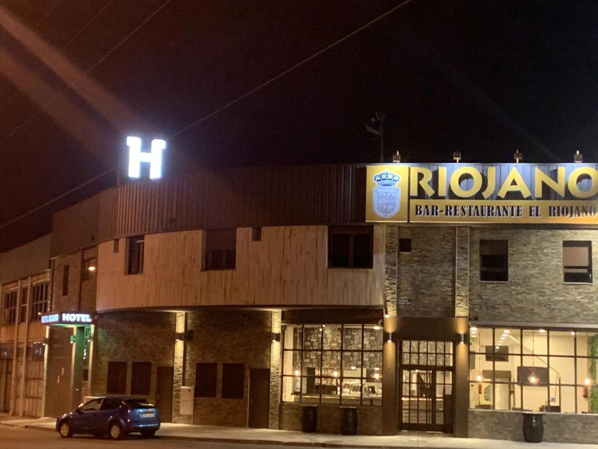 Hotel Riojano อูมาเนส เด มาดริด ภายนอก รูปภาพ
