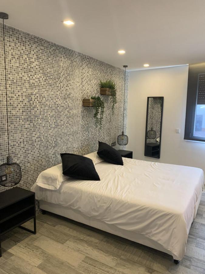 Hotel Riojano อูมาเนส เด มาดริด ภายนอก รูปภาพ