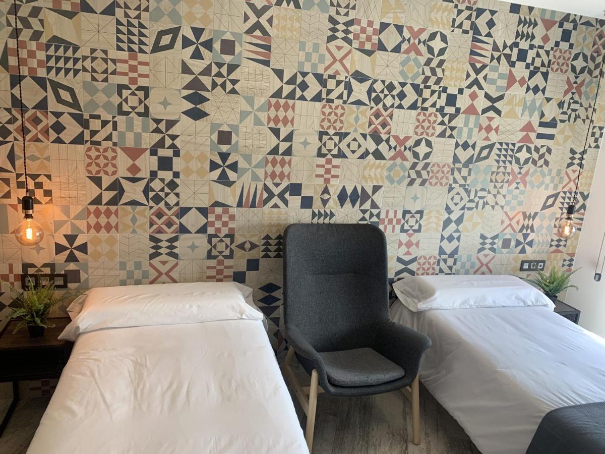 Hotel Riojano อูมาเนส เด มาดริด ภายนอก รูปภาพ