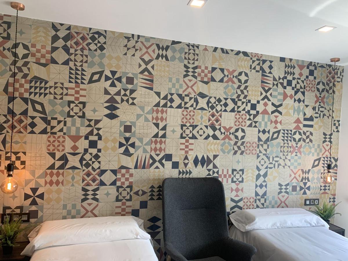 Hotel Riojano อูมาเนส เด มาดริด ภายนอก รูปภาพ