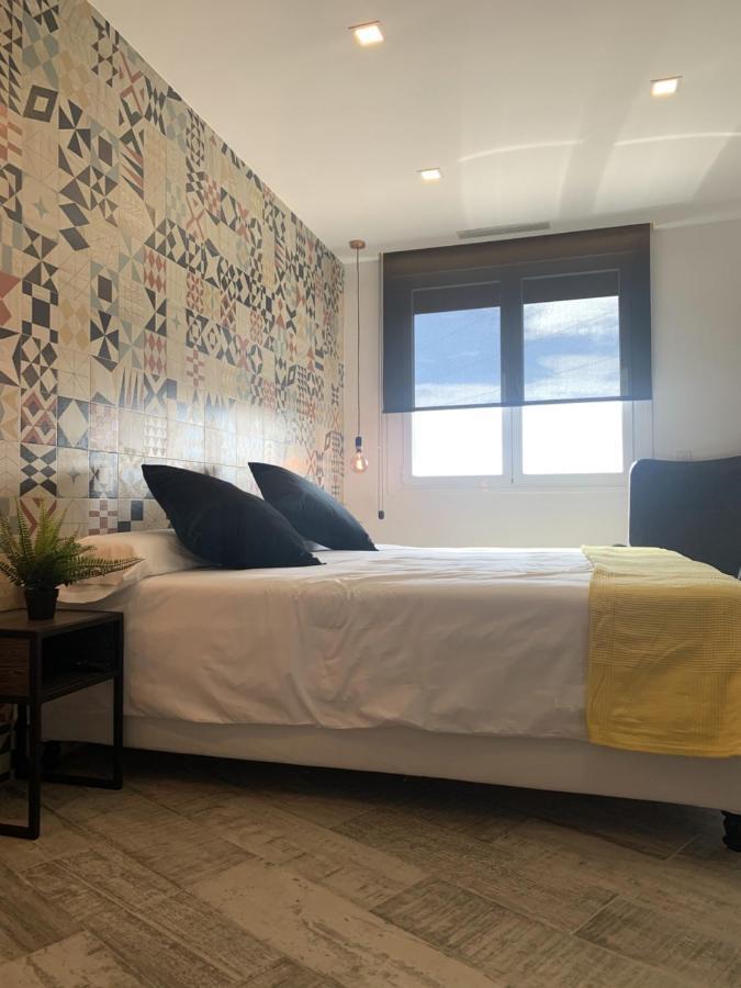 Hotel Riojano อูมาเนส เด มาดริด ภายนอก รูปภาพ
