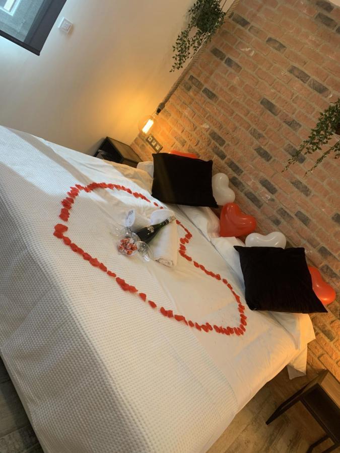 Hotel Riojano อูมาเนส เด มาดริด ภายนอก รูปภาพ